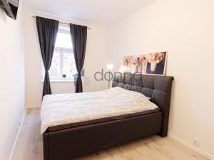 Pronájem bytu 2+kk, Praha - Malá Chuchle, Strakonická, 39 m2