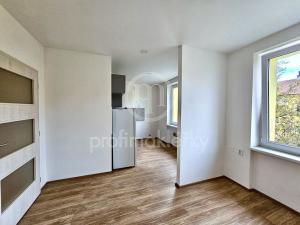 Pronájem bytu 2+kk, Moravský Krumlov, Husova, 52 m2