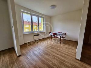 Pronájem bytu 2+kk, Moravský Krumlov, Husova, 56 m2