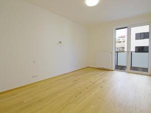 Pronájem bytu 2+kk, Praha - Smíchov, Podbělohorská, 58 m2