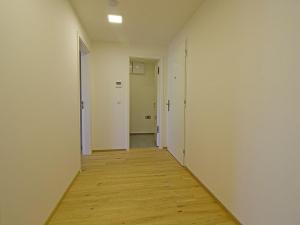 Pronájem bytu 2+kk, Praha - Smíchov, Podbělohorská, 58 m2