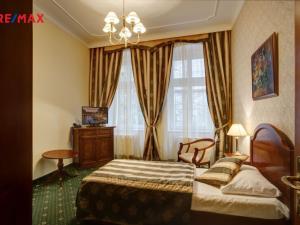 Prodej ubytování, Karlovy Vary, Stará Louka, 1708 m2