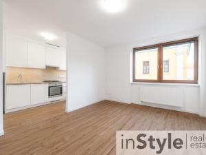 Pronájem bytu 1+kk, Uherské Hradiště, Nádražní, 32 m2