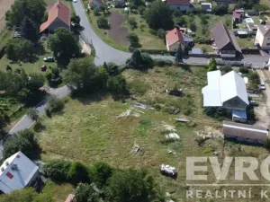 Prodej komerční nemovitosti, Ploskovice - Těchobuzice, Těchobuzice, 1180 m2