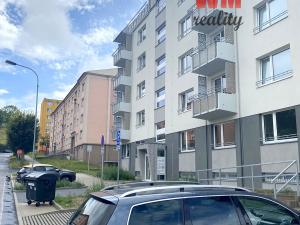 Pronájem bytu 1+kk, Ostrov, Vančurova, 35 m2