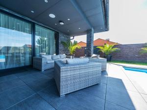 Prodej rodinného domu, Opolany, 241 m2