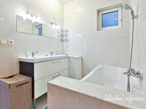 Pronájem bytu 3+kk, Brno - Královo Pole, Palackého třída, 91 m2