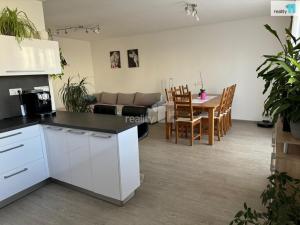 Prodej bytu 3+kk, Vochov, 83 m2