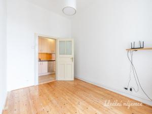 Pronájem bytu 3+kk, Praha - Vinohrady, Korunní, 68 m2