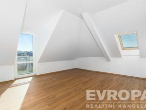 Prodej bytu 2+kk, Vrchlabí, Krkonošská, 60 m2