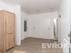 Pronájem bytu 3+kk, Vrchlabí, Na Výšině, 70 m2