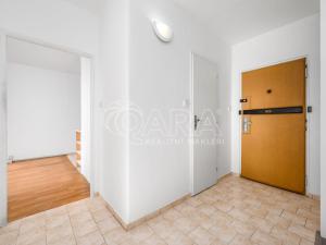 Prodej bytu 2+kk, Praha - Kobylisy, Mirovická, 47 m2