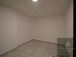 Pronájem obchodního prostoru, Chodov, náměstí ČSM, 180 m2