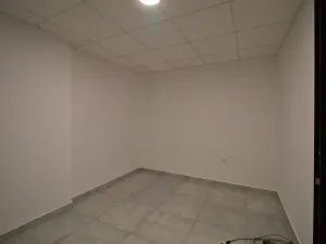 Pronájem obchodního prostoru, Chodov, náměstí ČSM, 180 m2