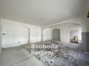 Prodej činžovního domu, Kostelec nad Černými lesy - Kostelec nad Černými Lesy, Pražská, 682 m2