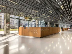 Pronájem kanceláře, Praha - Vokovice, Evropská, 2857 m2