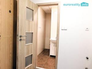 Pronájem bytu 2+kk, Česká Lípa, Na Jílech, 40 m2