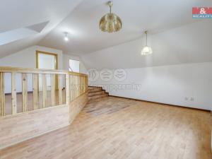 Prodej rodinného domu, Králův Dvůr - Karlova Huť, Na Poříčí, 261 m2