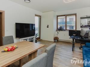 Pronájem bytu 3+kk, Holubice, 72 m2