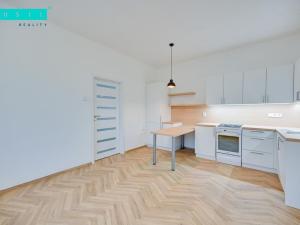 Pronájem bytu 2+kk, Olomouc, Dukelská, 46 m2