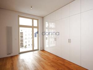 Pronájem bytu 2+kk, Praha - Vinohrady, Laubova, 74 m2