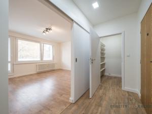 Prodej bytu 3+1, Hodonín, Jižní, 66 m2