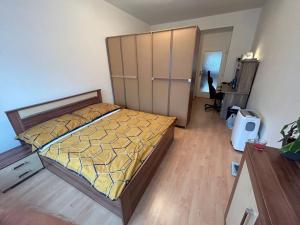 Pronájem bytu 2+kk, Praha - Nusle, Kloboučnická, 50 m2