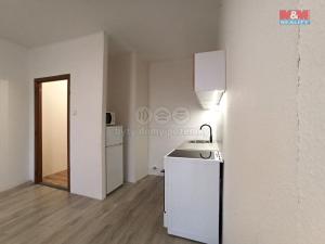 Pronájem bytu 1+kk, Moravský Beroun, gen. Svobody, 28 m2