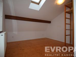 Pronájem bytu 2+kk, Kolín - Kolín I, Karoliny Světlé, 44 m2