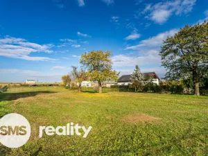 Prodej komerčního pozemku, Šatov, 2376 m2