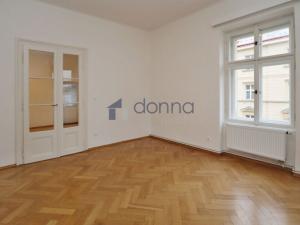 Pronájem bytu 3+kk, Praha - Vinohrady, Rumunská, 68 m2