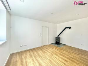 Prodej bytu 3+1, Liberk - Uhřínov, 59 m2