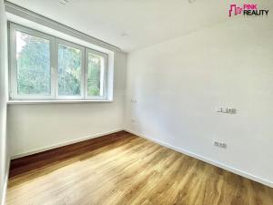 Prodej bytu 3+1, Liberk - Uhřínov, 59 m2