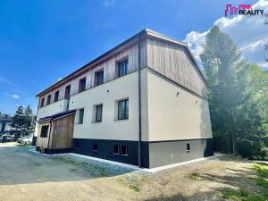 Prodej bytu 3+1, Liberk - Uhřínov, 59 m2