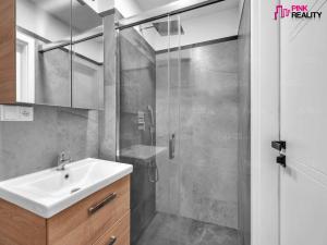 Prodej bytu 3+1, Liberk - Uhřínov, 59 m2