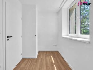 Prodej bytu 3+1, Liberk - Uhřínov, 59 m2