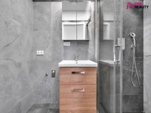 Prodej bytu 3+1, Liberk - Uhřínov, 59 m2