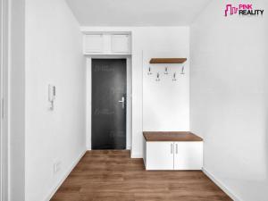 Prodej bytu 3+1, Liberk - Uhřínov, 59 m2