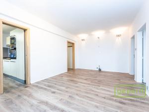 Pronájem bytu 3+1, Praha - Modřany, U zastávky, 60 m2