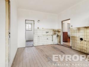 Prodej rodinného domu, Velké Popovice, Na kopaninách, 180 m2