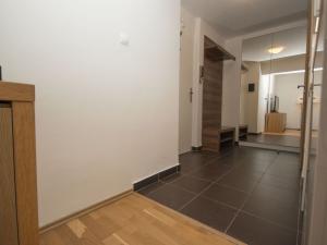 Pronájem bytu 2+kk, Praha - Vinohrady, Vinohradská, 38 m2