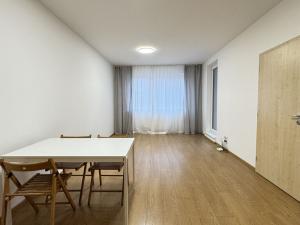 Pronájem bytu 2+kk, Praha - Střížkov, Zakšínská, 52 m2