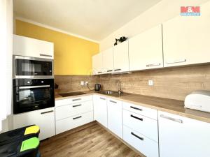 Prodej bytu 4+1, Město Albrechtice, Nádražní, 78 m2