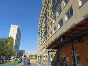 Prodej garážového stání, Praha - Troja, Hnězdenská, 16 m2