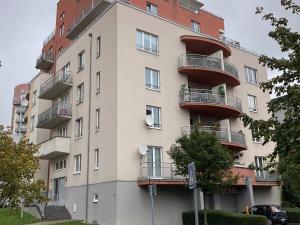 Pronájem bytu 2+kk, Praha - Záběhlice, Kamelova, 65 m2