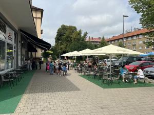 Pronájem restaurace, Kladno, U tržnice, 150 m2