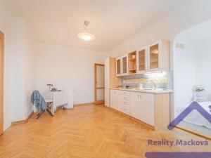 Pronájem bytu 2+1, Praha - Vinohrady, Pod Rapidem, 44 m2