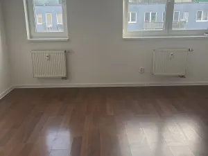 Pronájem bytu 1+kk, Praha - Michle, Novobohdalecká, 29 m2