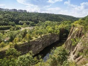 Prodej bytu 2+1, Praha - Hlubočepy, náměstí Olgy Scheinpflugové, 58 m2