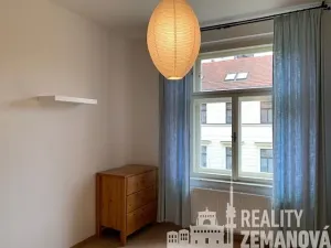 Pronájem bytu 3+1, Praha - Žižkov, Seifertova, 98 m2